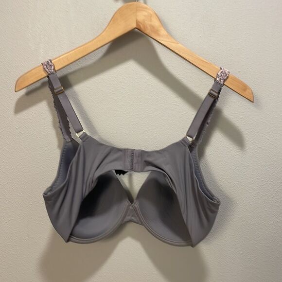 NATORI woman’s gray underwire bra - Picture 6 of 11